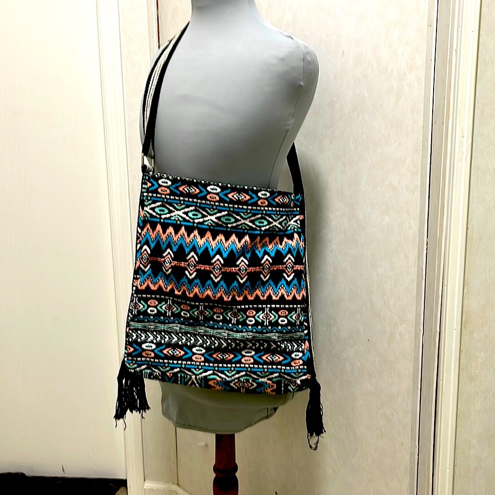 Canvas fabric southwestern print crossbody